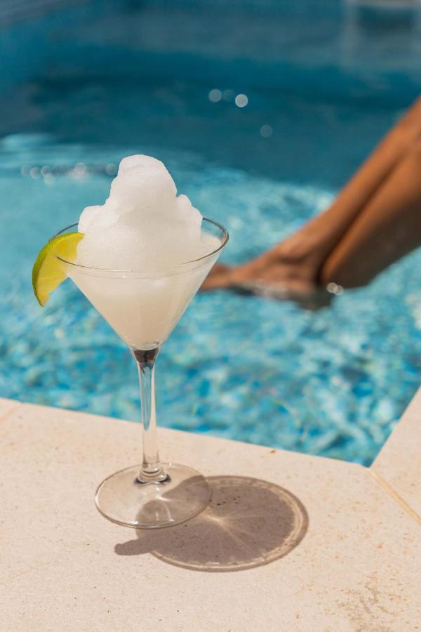 Joe'S Gomila Boutique Hotel ปัลมาเดมายอร์กา ภายนอก รูปภาพ